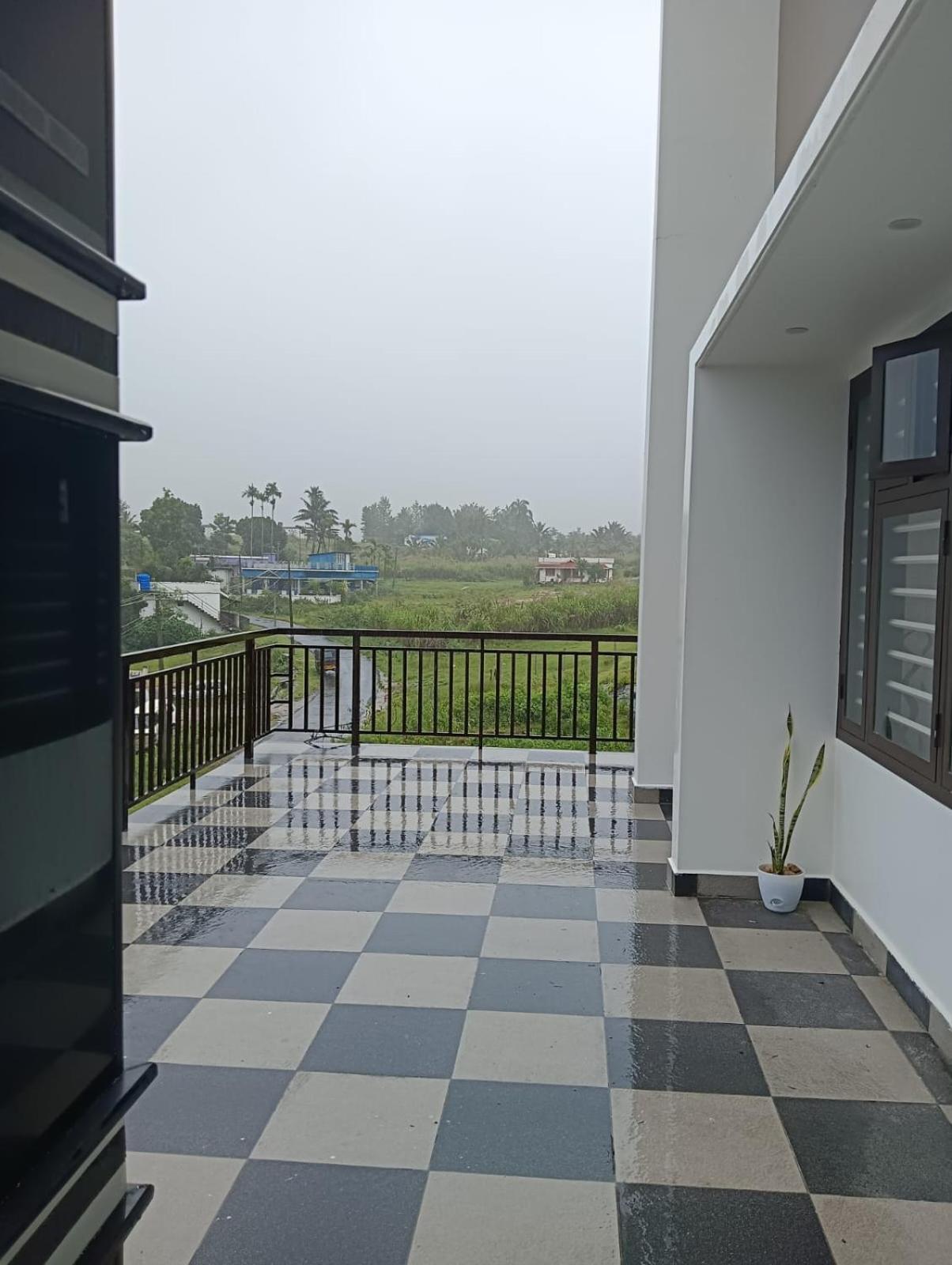 Bro Code Marayoor Villa Maraiyur Exterior photo